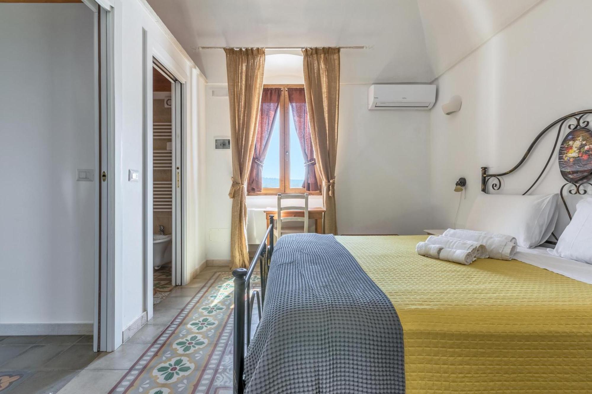 Tenuta Donna Teresa Villa Mottola Bagian luar foto